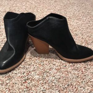 Dolce vita mule booties